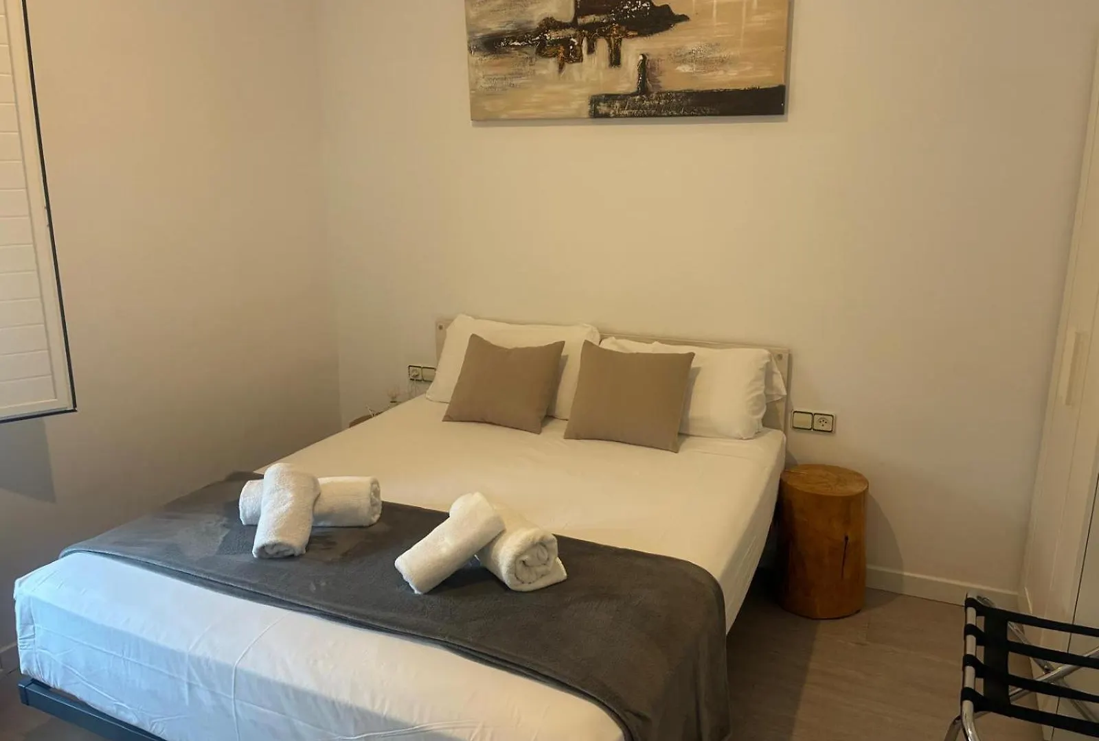 Albergue Hostal La Palmera Barcelona Espanha