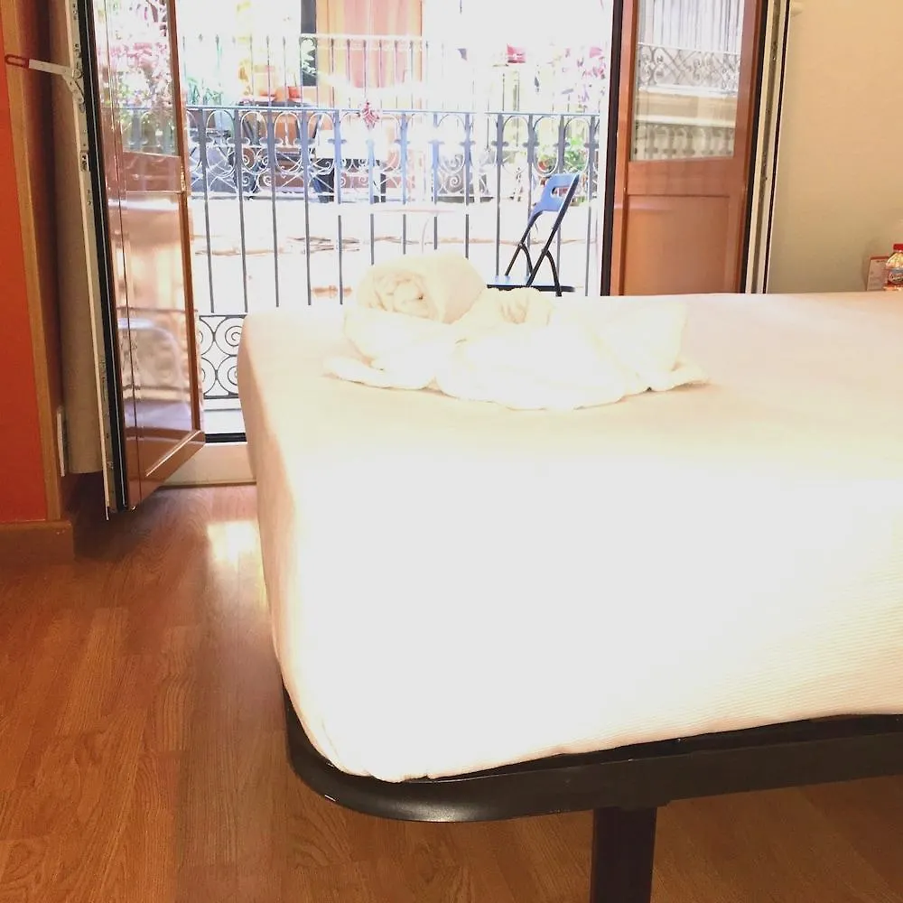 Hostal La Palmera Barcelona
