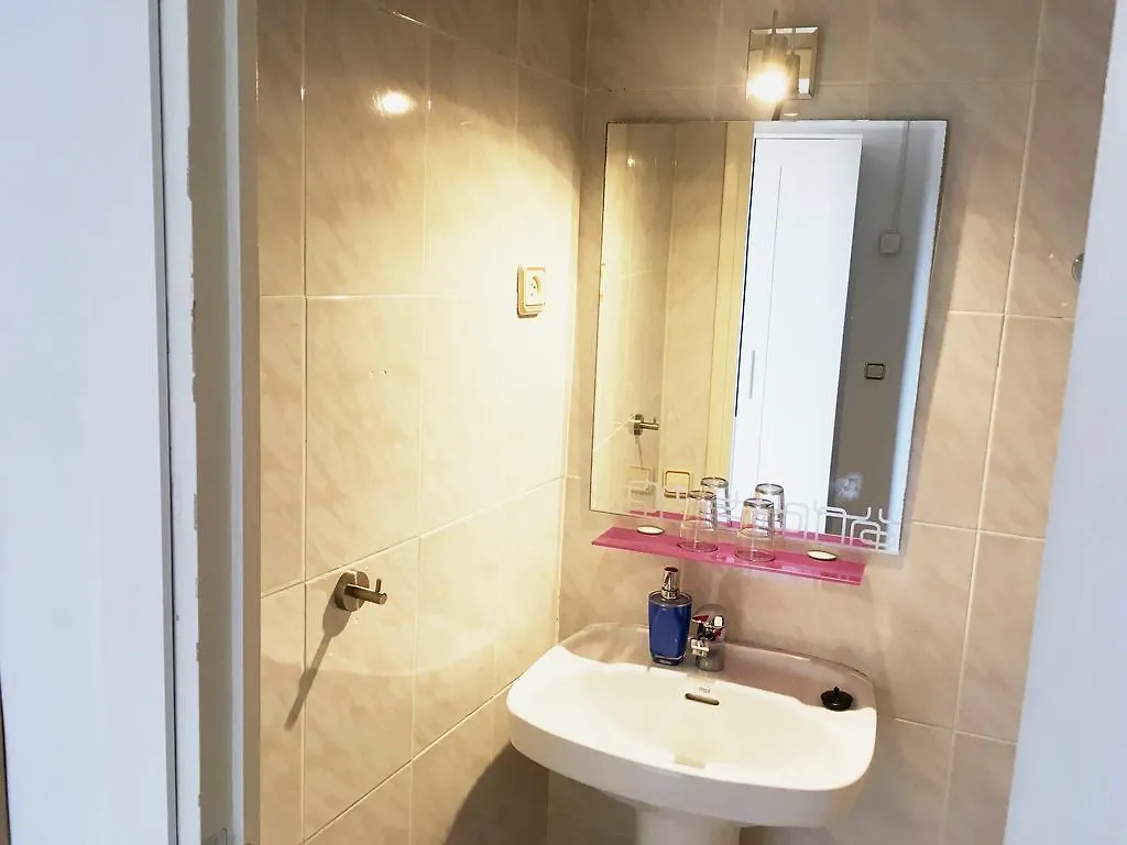 Hostal La Palmera Barcellona Ostello