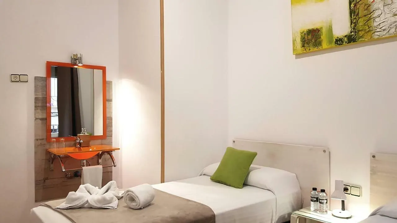Hostal La Palmera Barcellona 0*,  Spagna