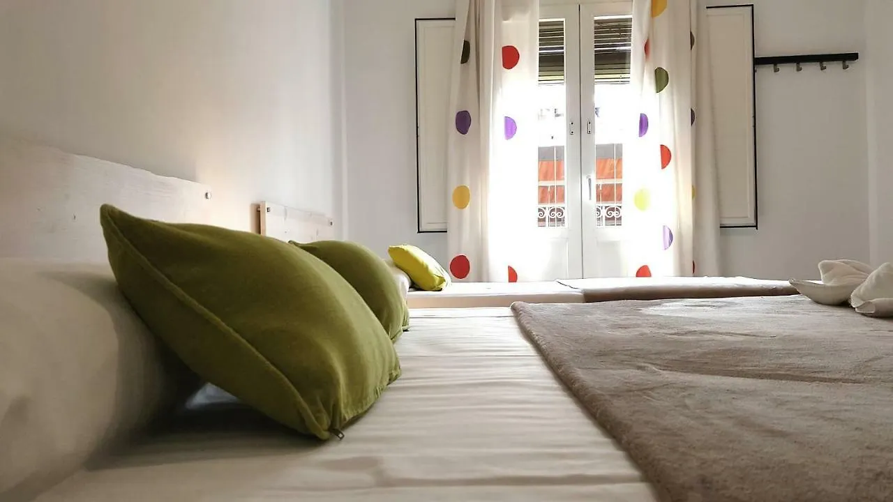 Hostal La Palmera Barcelona Hostel