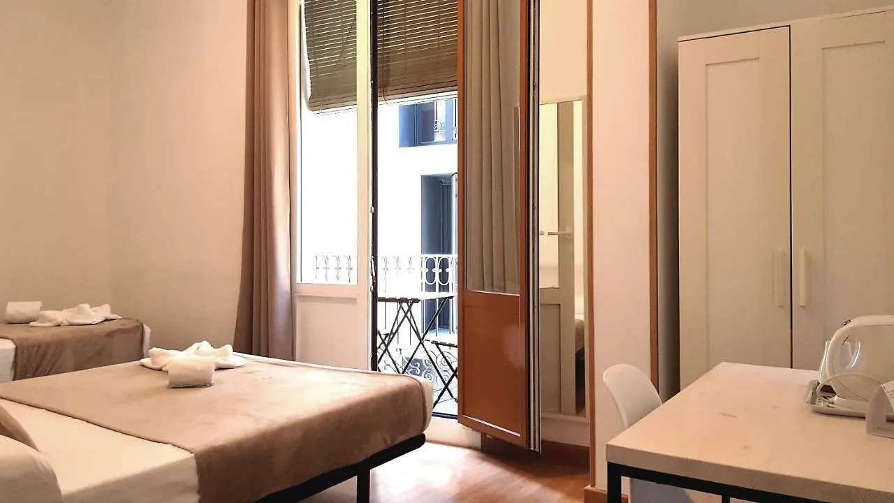 Hostel Hostal La Palmera Barcelona Spanyolország